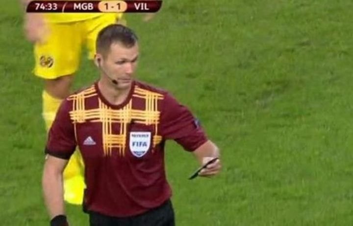 Διακοπή αγώνα Europa League λόγω… iPhone! (VIDEO)