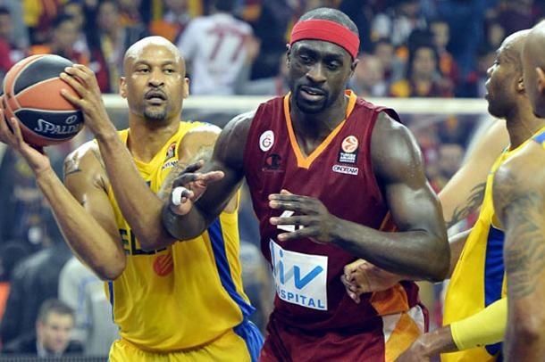 Eurobasket.com: «Η ΑΕΚ πρόσθεσε τον Μενσά-Μπονσού στο ρόστερ της»
