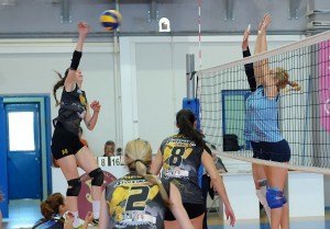 Pannaksiakos - AEK Volley gynaikwn  (8)