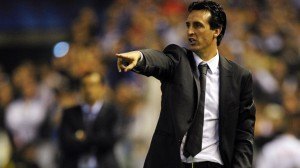 Valencia's coach Unai Emery gestures dur