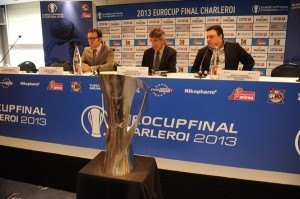 jordi-bertomeu-with-eurocup-trophy-press-conference-final-charleroi-2013-ec12