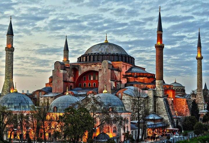 Οι Ρώσοι αντικαθιστούν το «Ιστανμπούλ» με το «Κωνσταντινούπολη»