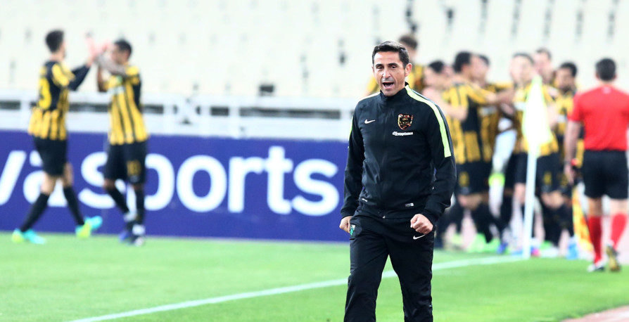 Χιμένεθ στο AEK TV: «Μπορούσαμε και 5-0, περιμένω περισσότερα από Αραούχο» (VIDEO)