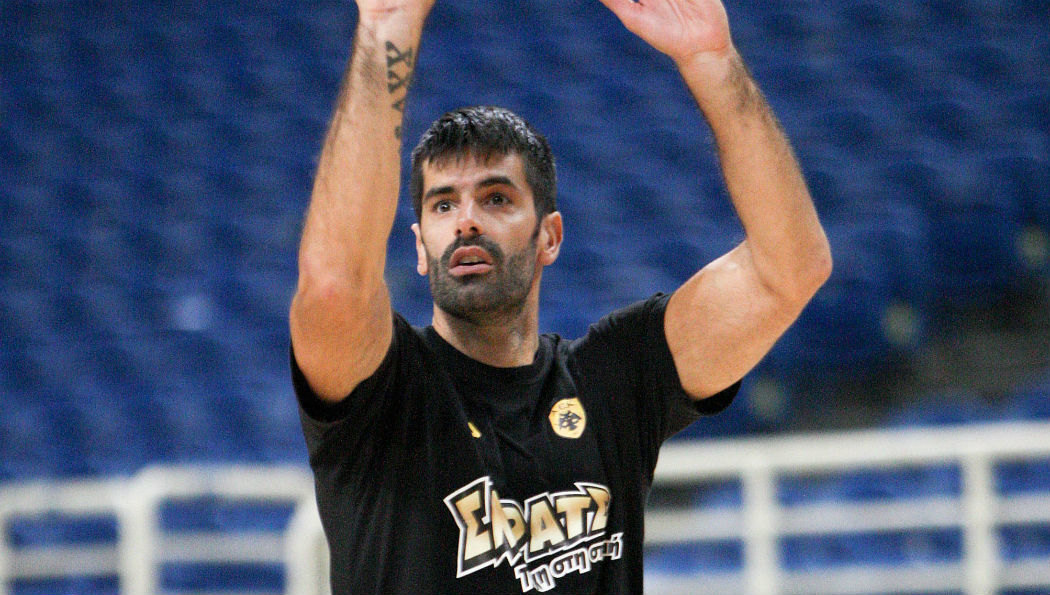 Σάκοτα στο enwsi.gr: «Να τελειώσω την καριέρα μου στην ΑΕΚ, υπάρχουν... χρυσά ταλέντα στην ομάδα»