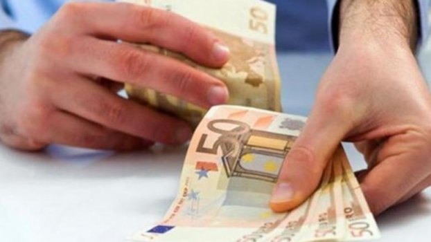 Έκτακτο επίδομα: Ποιοι θα πάρουν έως 300 ευρώ το Πάσχα