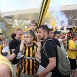 Χαμός κατά την άφιξη της πρωταθλήτριας ΑΕΚ στην Κέρκυρα (ΦΩΤΟ)