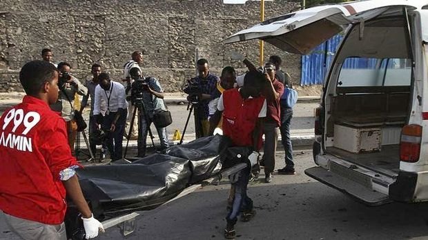 Πέντε νεκροί από έκρηξη βόμβας σε στάδιο στη Σομαλία
