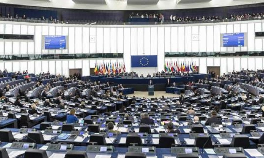 Το Ευρωκοινοβούλιο με συντριπτική πλειοψηφία ζητά την απελευθέρωση των 2 Ελλήνων στρατιωτικών