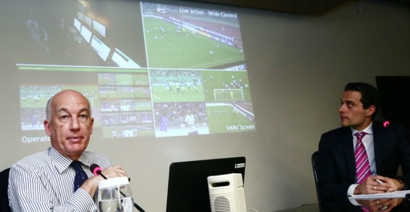 Παρουσιάστηκε το VAR στους διαιτητές της Super League Παρουσιάστηκε το VAR στους διαιτητές της Super League