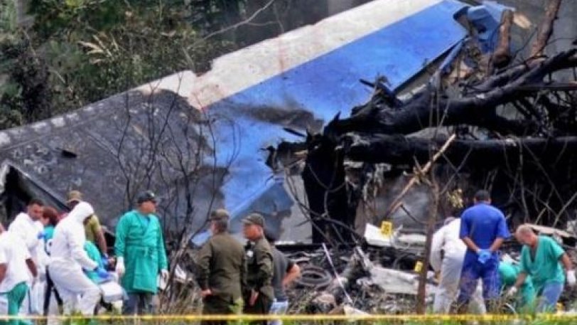 110 νεκροί από συντριβή αεροσκάφους μετά την απογείωσή του