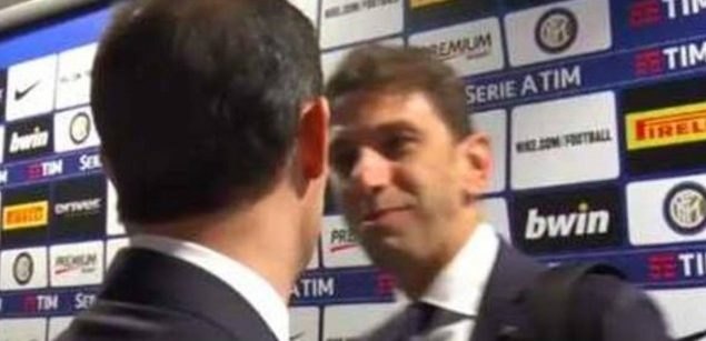 Ύποπτος διάλογος και... γελάκια μεταξύ Αλέγκρι και τέταρτου διαιτητή στο Ίντερ-Γιουβέντους! (VIDEO)
