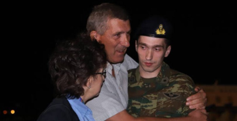 Μητέρα Έλληνα στρατιωτικού: «Ο γιος μου μου είπε να μην παρακαλέσω κανέναν»