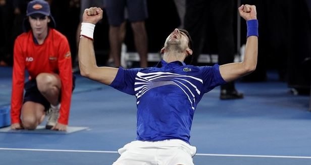 Εκανε... πάρτι ο Τζόκοβιτς στον τελικό, κατέκτησε το Australian Open (VIDEO)