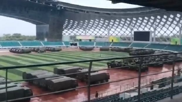 Εμπόλεμη ζώνη θυμίζει η Σενζέν που θα παίξει η Εθνική στο Παγκόσμιο (VIDEO)