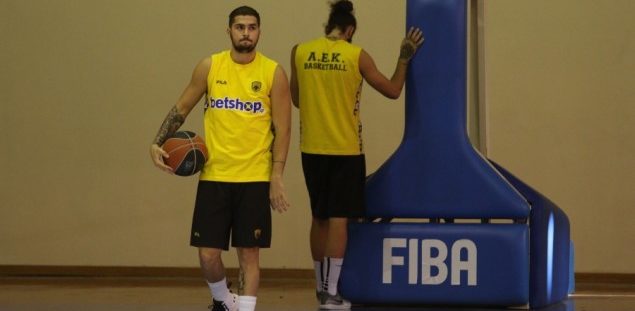 Τολιόπουλος-Ρογκαβόπουλος: «Ξέρουμε που βρισκόμαστε -Καταδικασμένη... να πρωταγωνιστεί η ΑΕΚ!»
