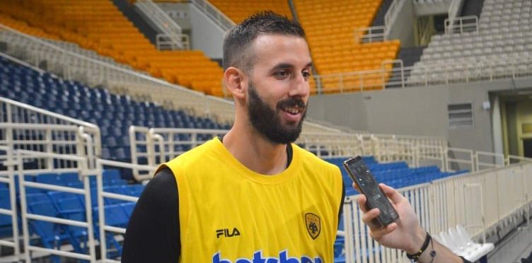 Γιάνκοβιτς: «Είμαι διψασμένος να παίξω για την ΑΕΚ»