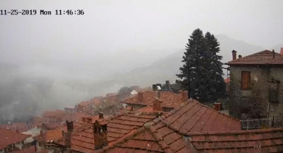 Πρώτα χιόνια σε Μέτσοβο και Τρίκαλα! (ΦΩΤΟ-VIDEO)