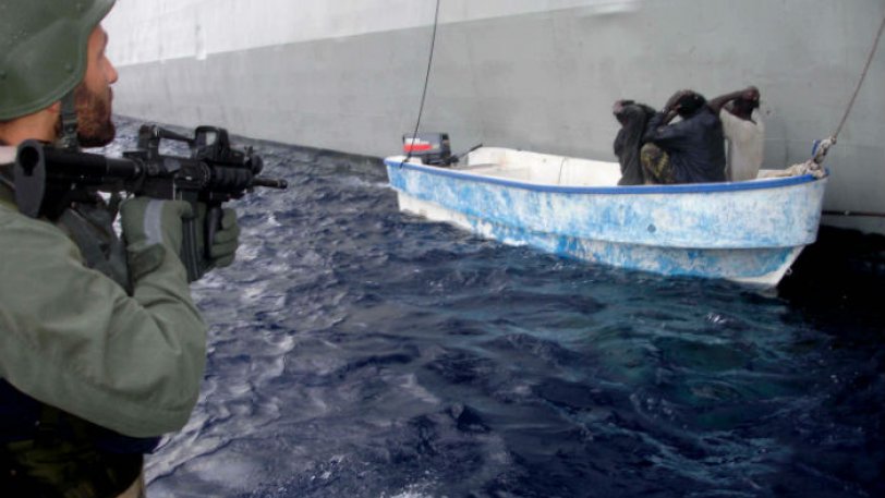 Ένοπλη επίθεση σε Ελληνικό πλοίο στο Καμερούν: 5 Έλληνες όμηροι