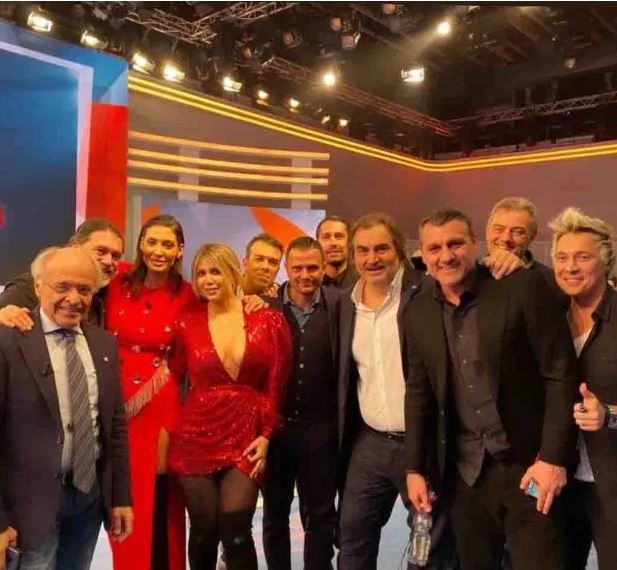 Εντυπωσιακή η Νάρα στην Ιταλική τηλεόραση! (ΦΩΤΟ)
