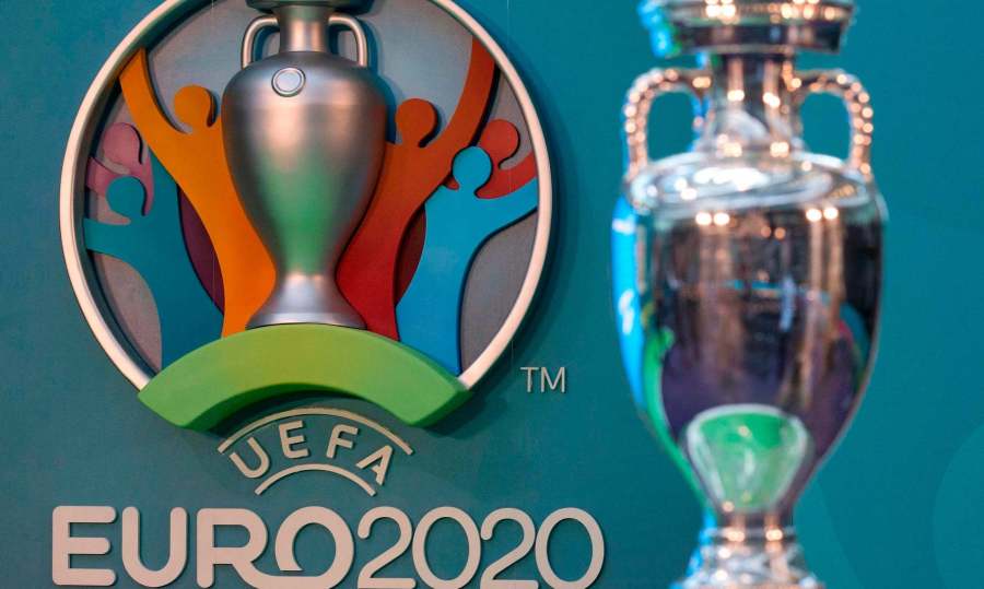 UEFA: «Σε αναμονή για το Euro λόγω κορωνοϊού»