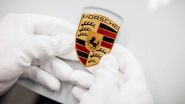 Μπόνους 9.000 ευρώ δίνει η Porsche σε κάθε εργαζόμενο!