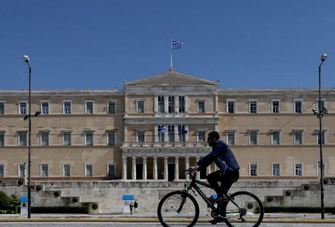 Υποχωρεί η Ελλάδα στην παγκόσμια λίστα του κορωνοϊού - Οι θάνατοι και τα κρούσματα