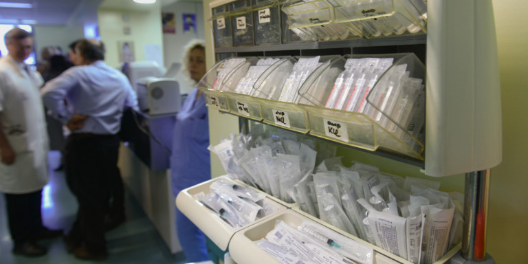 Κορωνοϊός: Για πρώτη φορά δόθηκε πλάσμα με αντισώματα σε ασθενείς στην χώρα μας