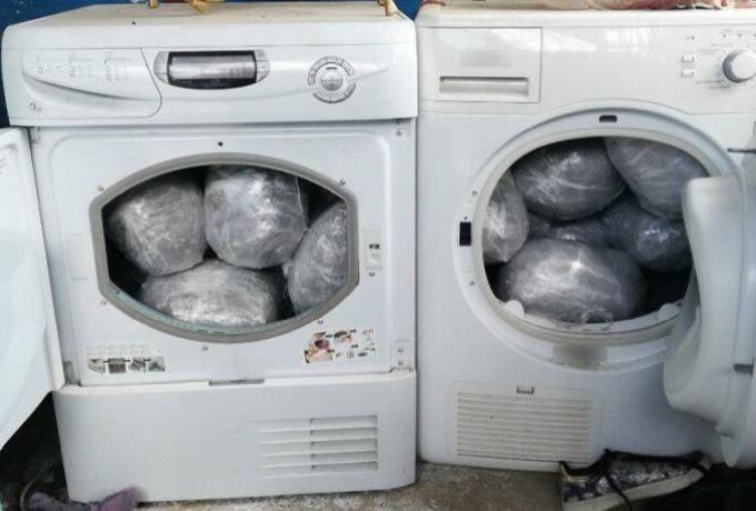 Απίστευτα πράγματα στην Θεσσαλονίκη: Έκρυβαν 20 κιλά χασίς μέσα σε στεγνωτήρια ρούχων