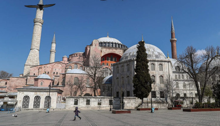 Στις 2 Ιουλίου το τουρκικό ΣτΕ θα κρίνει αν η Αγία Σοφία θα μετατραπεί σε τζαμί