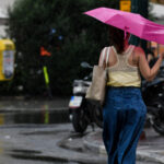 Αστατος και σήμερα ο καιρός με βροχές -Πού θα είναι εντονότερα τα φαινόμενα