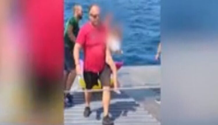 «Είχε γίνει στήλη άλατος»: Συγκλονίζει ο καπετάνιος του ferry που έσωσε το κοριτσάκι στο Αντίρριο (VIDEO)