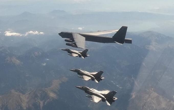 Νέα τουρκική πρόκληση: Δύο μαχητικά παρενόχλησαν τα ελληνικά F-16