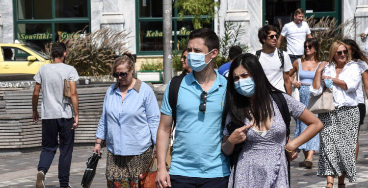 Κορωνοϊός: Στο «κόκκινο» ξανά η Αττική με 165 κρούσματα -32 περιστατικά μόλυνσης στη Λακωνία