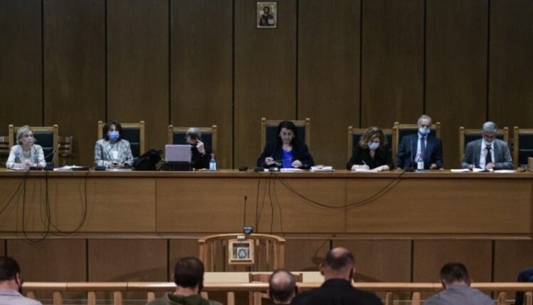 Δίκη Χρυσής Αυγής: Νέα σύνθεση στο δικαστήριο για το αίτημα Λαγού -Γιατί εξαιρέθηκε η πρόεδρος