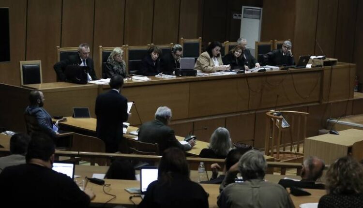 Δίκη Χρυσής Αυγής: Διέκοψε το δικαστήριο - Αύριο το πρωί η απόφαση για τα ελαφρυντικά