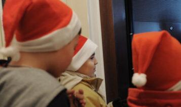 Χριστούγεννα χωρίς κάλαντα προανήγγειλε ο Πέτσας -«Εικόνες με παιδάκια από σπίτι σε σπίτι, δεν μπορούμε να δούμε»