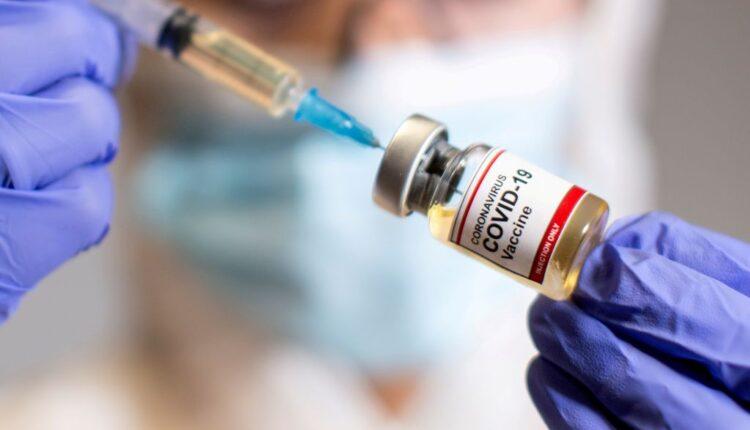 Μόσιαλος: Καταρρίπτει τα επιχειρήματα των αντιεμβολιαστών με μία ανάρτηση για την ιλαρά και τον Μπιλ Γκέιτς