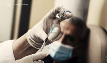 Κορωνοϊός: Αρχισαν οι εμβολιασμοί σε Θεσσαλονίκη, Πάτρα, Λάρισα, Ιωάννινα (VIDEO)