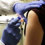 Εμβολιασμοί για κορωνοϊό: Από σήμερα τα ραντεβού για τους 80-84 -Η διαδικασία για να το κλείσετε