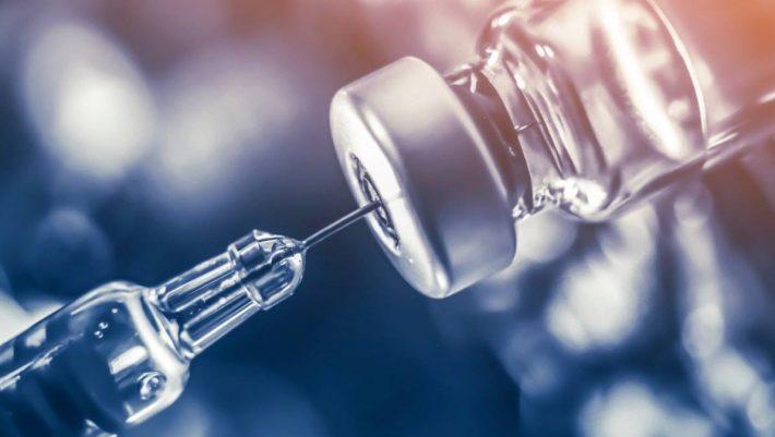 Κορωνοϊός: Το εμβόλιο που δείχνει να μπορεί να αντιμετωπίσει τις μεταλλάξεις Βρετανίας και Νοτίου Αφρικής
