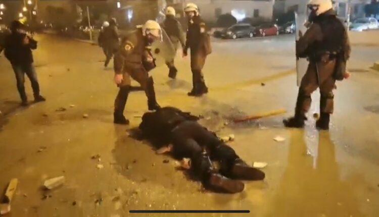 ΣΟΚ: Ο τραυματίας αστυνομικός στη Νέα Σμύρνη! (ΦΩΤΟ)