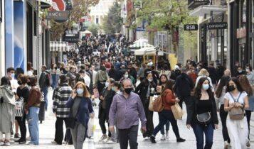 Ερμού: Πλήθος κόσμου για ψώνια στο κέντρο της Αθήνας (ΦΩΤΟ-VIDEO)