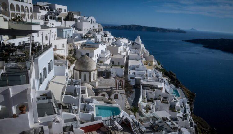 Ελλάδα: Οι στόχοι και τα πρωτόκολλα για το άνοιγμα του τουρισμού (VIDEO)