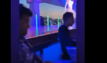 Ο Μπάλακ είδε τελικό Champions League και αγνόησε τις... καυτές χορεύτριες (VIDEO)