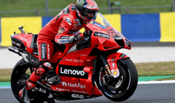 MotoGP: «Δεν έπρεπε να γίνουν αγώνες μετά τον θάνατο του Ντουπασκίε»
