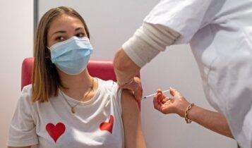 Εμβολιασμοί: Ανοίγουν Pfizer και Moderna για τους 18-29 (VIDEO)