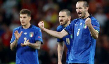EURO 2021: Ο Κιελίνι παραδέχτηκε ότι «καταράστηκε» τον Σακά για να χάσει το πέναλτι (VIDEO)