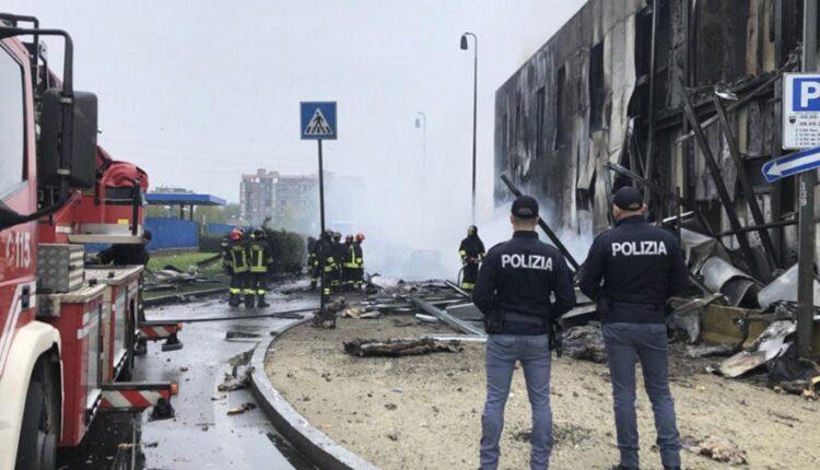 Οκτώ νεκροί από συντριβή μικρού αεροσκάφους κοντά σε σταθμό του μετρό του Μιλάνο