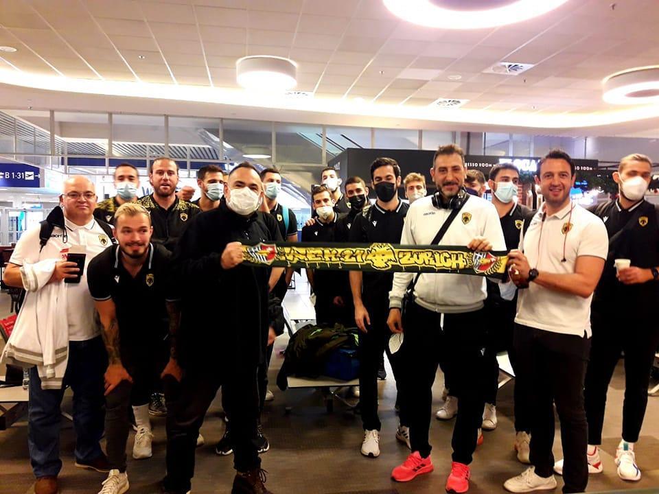 ΑΕΚ: Έφτασε Ελβετία η ομάδα χάντμπολ-Θερμή υποδοχή από το Club της Ζυρίχης (ΦΩΤΟ)