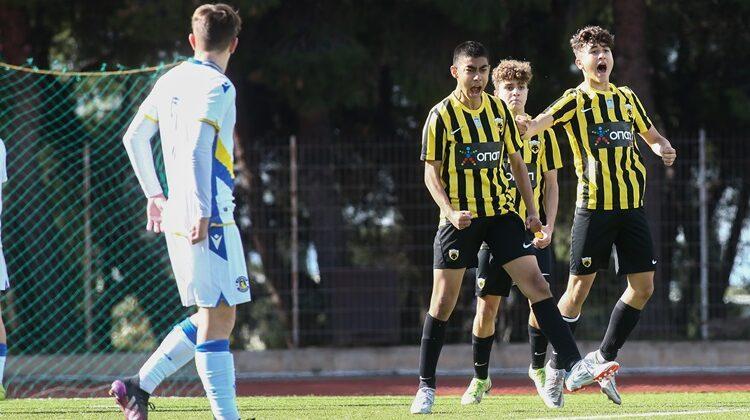«Περίπατος» για την ΑΕΚ Κ15, κέρδισε 3-0 τον Αστέρα Τρίπολης